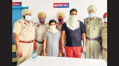 Division Number 1 station house officer sub-inspector Harjit Singh said a case under sections 18C, 61 and 85 of the NDPS Act has been registered against the trio. (HT Photo) Division Number 1 station house officer sub-inspector Harjit Singh said a case under sections 18C, 61 and 85 of the NDPS Act has been registered against the trio. (HT Photo)