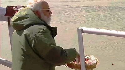 PM Modi performing Sindhu Darshan Puja at Nimoo, Leh last year