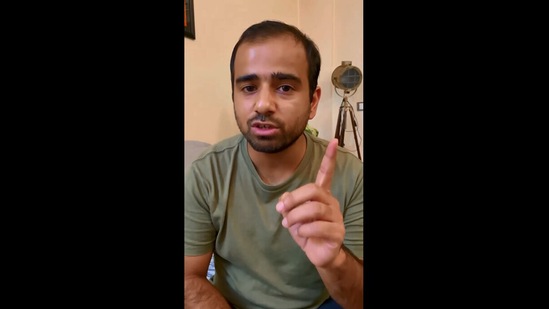 The image of comedian Gaurav Kapoor is taken from the video where he talks about sushi.(Instagram/@gauravkpoor)