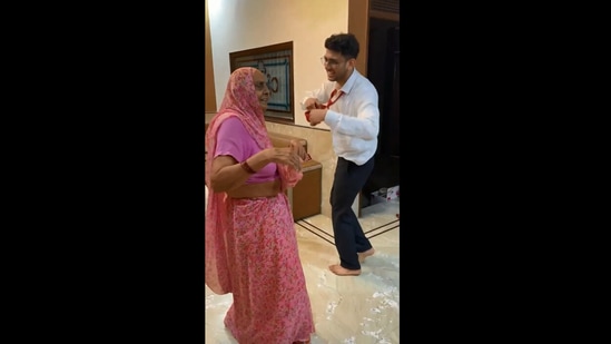 The image shows the grandma dancing with her grandson.(Instagram/@ankitjangidd)