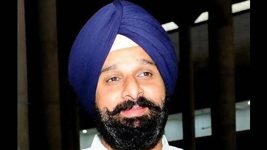 SAD demands CBI probe into leasing out shamlat land to health minister’s trust