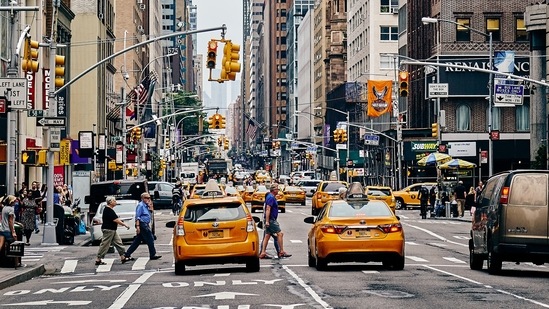 Rich people from various countries of the world have been travelling to the United States to get shots of the COVID-19 vaccines. (Unsplash)