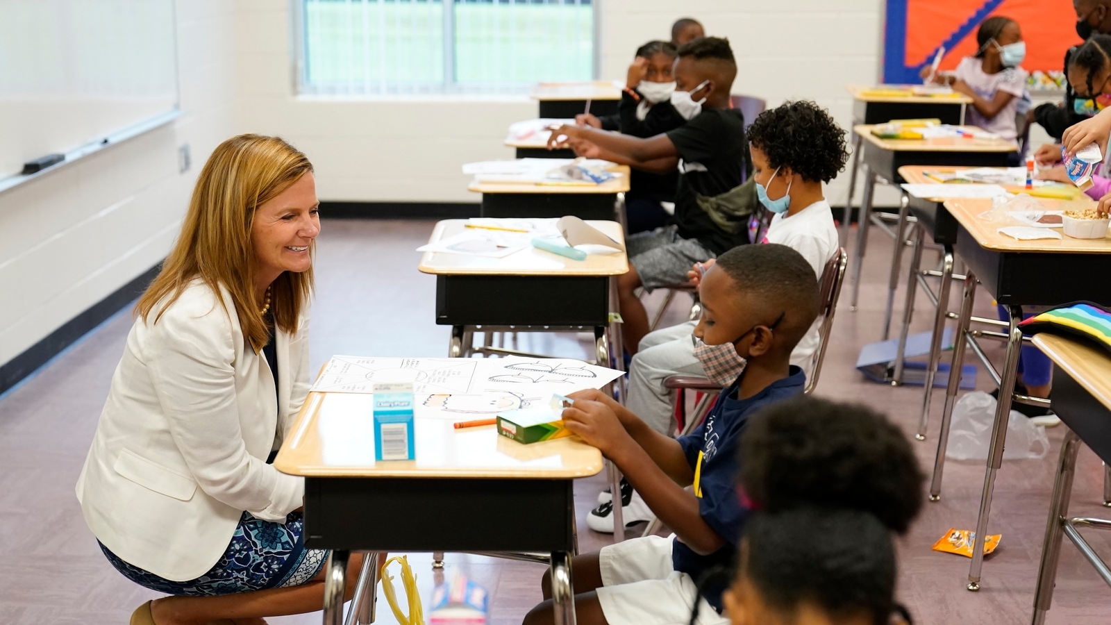 Schools reopen with masks optional in many US classrooms World News Hindustan Times