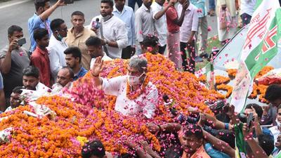 JD(U) national president Lalan Singh during a road show in Patna on Friday. (Santosh Kumar/HT Photo) JD(U) national president Lalan Singh during a road show in Patna on Friday. (Santosh Kumar/HT Photo)