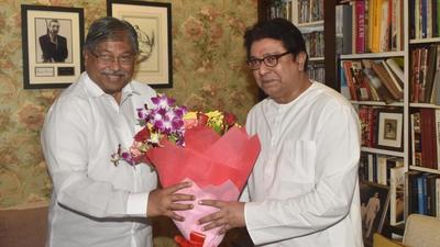 Maharashtra BJP chief Chandrakant Patil met MNS chief Raj Thackeray at the latter’s residence in Dadar on Friday morning. Maharashtra BJP chief Chandrakant Patil met MNS chief Raj Thackeray at the latter’s residence in Dadar on Friday morning.