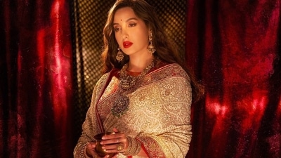 She was styled by fashion stylists Maneka Harisinghani, Shubhra Sharma and Chintan Shah. (Instagram/manekaharisinghani)
