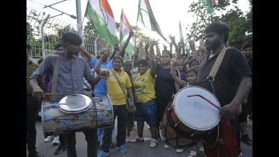Sports enthusiasts in Lucknow celebrate Indian hockey teams’ performance at the Olympics. (Deepak Gupta/HT Photo) Sports enthusiasts in Lucknow celebrate Indian hockey teams’ performance at the Olympics. (Deepak Gupta/HT Photo)