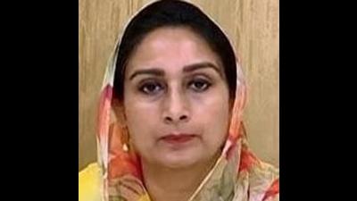 Cong enacting drama, not raising farmers’ issues in Parliament: Harsimrat