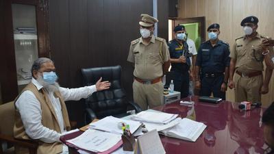Haryana home minister Anil Vij during a surprise visit to the police station in Sector 5, Panchkula, on Friday. Haryana home minister Anil Vij during a surprise visit to the police station in Sector 5, Panchkula, on Friday.