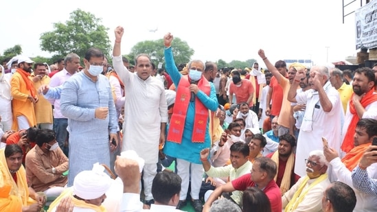 “The money for the construction could be used for another noble cause. There are no such houses/facilities for people of other faiths who go pilgrimages,” Ajit Swami said, and added that protests will continue till the land allotment is cancelled.(Twitter/@adeshguptabjp) “The money for the construction could be used for another noble cause. There are no such houses/facilities for people of other faiths who go pilgrimages,” Ajit Swami said, and added that protests will continue till the land allotment is cancelled.(Twitter/@adeshguptabjp)