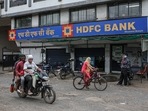 HDFC reported a marginal decline in standalone net profit at <span class='webrupee'>₹</span>3,001 crore in the quarter ended June 2021.(Bloomberg Photo) HDFC reported a marginal decline in standalone net profit at <span class='webrupee'>₹</span>3,001 crore in the quarter ended June 2021.(Bloomberg Photo)