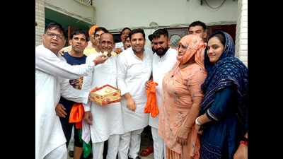 Wrestler Bajrang Punia’s family celebrate in Sonepat on Saturday. (Manoj Dhaka//HT) Wrestler Bajrang Punia’s family celebrate in Sonepat on Saturday. (Manoj Dhaka//HT)