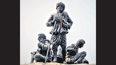 A statue of Bhikhari Thakur in Chhapra, Bihar. He was a migrant, lived among migrants and wrote of their lives, in plays that told evocative tales of the poor, women, and the oppressed. A statue of Bhikhari Thakur in Chhapra, Bihar. He was a migrant, lived among migrants and wrote of their lives, in plays that told evocative tales of the poor, women, and the oppressed.