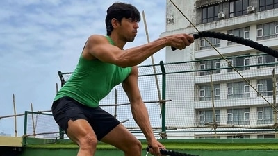 Sidharth Malhotra shares his intense early morning workout in new post, Kiara Advani reacts (Instagram/@sidmalhotra) Sidharth Malhotra shares his intense early morning workout in new post, Kiara Advani reacts (Instagram/@sidmalhotra)