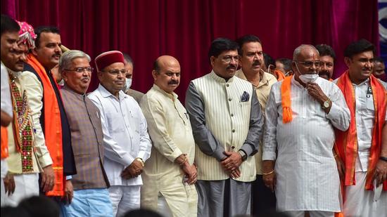 Eighteen ministers in the Basavaraj Bommai cabinet have retained their portfolios. Ministers who had defected from the Congress and JDS two years ago to facilitate the BJP have also retained their previous portfolios. (PTI PHOTO.)