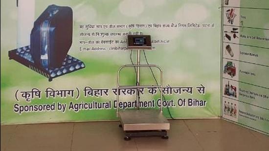 The weights and measures division, entrusted with the responsibility of checking the accuracy of all types of weighing scales and metal weights, comes under the agriculture department. (HT Photo)