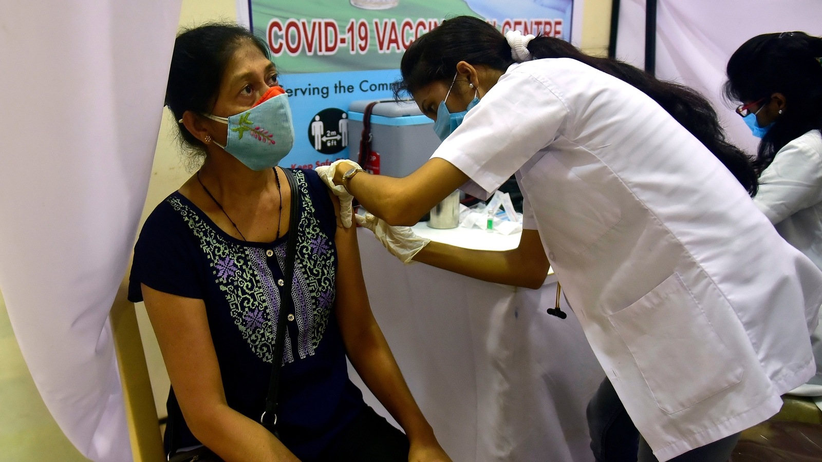 Covid vaccination certificate now available through WhatsApp. Details here | Latest News India - Hindustan Times