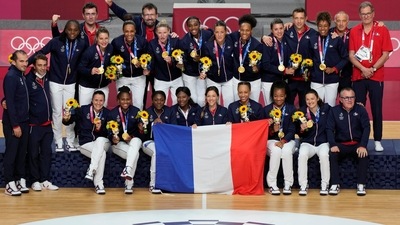 Tokyo Olympics: France beats Russian team to win women's handball gold (AP) Tokyo Olympics: France beats Russian team to win women's handball gold (AP)