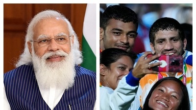 PM Modi congratulates Indian contingent. (Agencies)