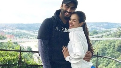Arjun Kapoor and Malaika Arora pose together.