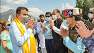 The incident had taken place during the visit of Union minister for road transport and highways Nitin Gadkari in Kullu on June 23. ((PTI)) The incident had taken place during the visit of Union minister for road transport and highways Nitin Gadkari in Kullu on June 23. ((PTI))