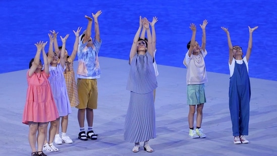 Tokyo 2020 Olympics - The Tokyo 2020 Olympics Closing Ceremony - Olympic Stadium, Tokyo, Japan - August 8, 2021. Performers during the closing ceremony REUTERS/Maxim Shemetov(REUTERS)