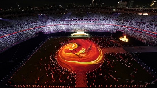 Tokyo 2020 Olympics - The Tokyo 2020 Olympics Closing Ceremony - Olympic Stadium, Tokyo, Japan - August 8, 2021. Performers during the closing ceremony. REUTERS/Pawel Kopczynski(REUTERS)
