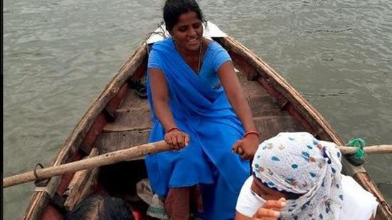 Kamla said she too had to overcome fear before taking the trip under the circumstances but she realised that vaccinating people was a big responsibility. (HT Photo)