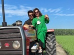 Farah Khan and Sonu Sood have shot for their music video Saath Kya Nibhaoge. Farah Khan and Sonu Sood have shot for their music video Saath Kya Nibhaoge.