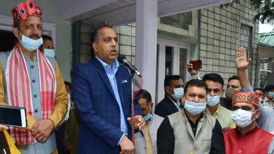 HP chief minister Jai Ram Thakur addressing a delegation in Shimla on Monday. (HT Photo) HP chief minister Jai Ram Thakur addressing a delegation in Shimla on Monday. (HT Photo)
