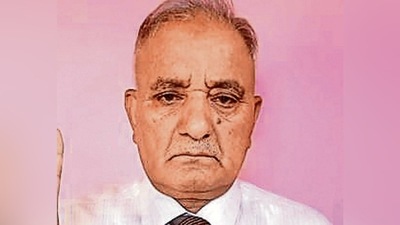 Ghulam Rasool Dar was the president of BJP Kisan Morcha of Kulgam district and was also serving as the sarpanch from Redwani village in the district. Ghulam Rasool Dar was the president of BJP Kisan Morcha of Kulgam district and was also serving as the sarpanch from Redwani village in the district.