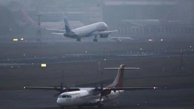 While there have been lower and upper limits on all domestic airfares in India since May 25 last year, no such limits have been imposed on international airfares. (Pratik Chorge/HT File Photo)