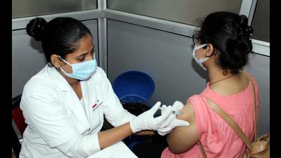 A medic administers a dose of the COVID-19 vaccine at Shyama Prasad Mukherjee Civil Hospital, in Lucknow. (ANI file photo) A medic administers a dose of the COVID-19 vaccine at Shyama Prasad Mukherjee Civil Hospital, in Lucknow. (ANI file photo)
