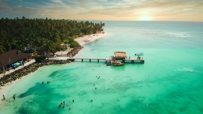 Andaman and Nicobar Islands: You do not need to look for a honeymoon destination if you plan a wedding in Andaman and Nicobar Islands. All you need to do is back your bags, travel and stay there for as long as you want. (Unsplash) Andaman and Nicobar Islands: You do not need to look for a honeymoon destination if you plan a wedding in Andaman and Nicobar Islands. All you need to do is back your bags, travel and stay there for as long as you want. (Unsplash)