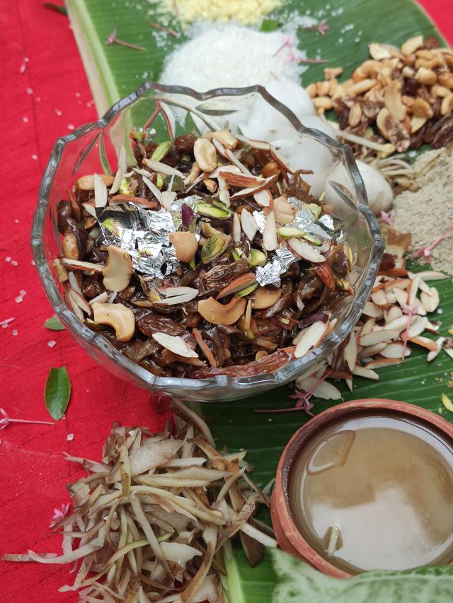 Potato peels halwa once prepared can be cut in barfi shape and relished. Potato peels halwa once prepared can be cut in barfi shape and relished.
