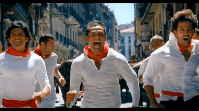 Zindagi Na Milegi Dobara (2011): This movie on friendship won the hearts of many when it released 10 years ago. Without burning a hole in your pocket, you will get a sneak peek of the ‘Bull Run’ and ‘La Tomatina’ festivals of Spain. (Movie screengrab) Zindagi Na Milegi Dobara (2011): This movie on friendship won the hearts of many when it released 10 years ago. Without burning a hole in your pocket, you will get a sneak peek of the ‘Bull Run’ and ‘La Tomatina’ festivals of Spain. (Movie screengrab)