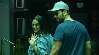 Neha Dhupia, who is expecting her second child with Angad Bedi, visited a hospital with him. (Varinder Chawla)