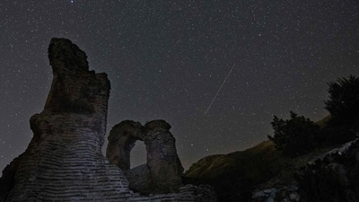 A Perseids meteor streaking across the night sky over the remains of St. Ilia Roman basilica near the town of Pirdop in Bulgaria. (AFP File Photo) A Perseids meteor streaking across the night sky over the remains of St. Ilia Roman basilica near the town of Pirdop in Bulgaria. (AFP File Photo)