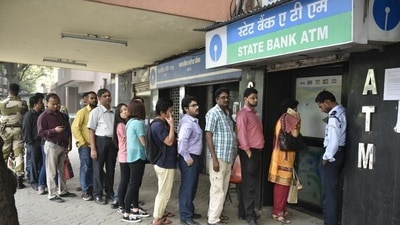 The scheme will come into effect starting October 1, 2021, under which banks will attract a penalty of  ₹10,000. (Indranil Bhoumik/Mint/ Representational Image)