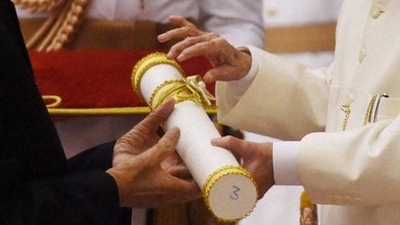 Padma Awards recognise and honour achievements in all fields of activities or disciplines where an element of public service is involved. (HT File Photo) Padma Awards recognise and honour achievements in all fields of activities or disciplines where an element of public service is involved. (HT File Photo)