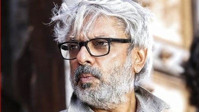 Sanjay Leela Bhansali announces his next project, Heeramandi.