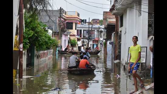 Flooded localities of Prayagraj on Tuesday. (Anil Kumar Maurya/HT) Flooded localities of Prayagraj on Tuesday. (Anil Kumar Maurya/HT)