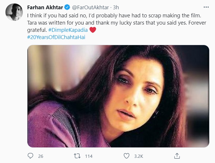 Farhan Akhtar said that he is ‘forever grateful’ to Dimple Kapadia.