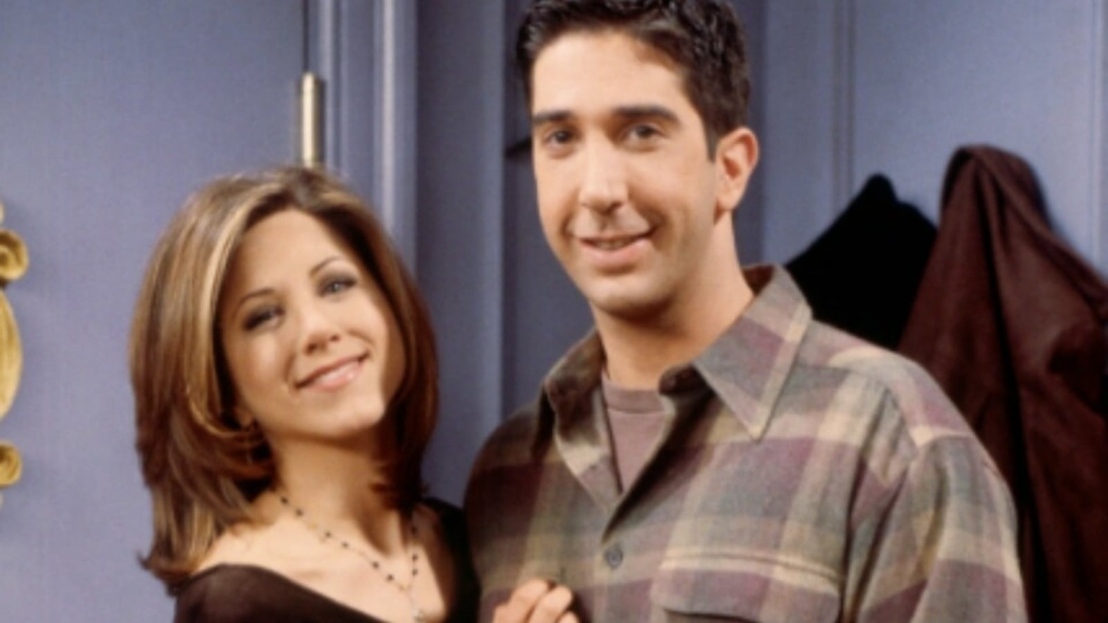 Friends stars Jennifer Aniston and David Schwimmer are rumoured to be ...