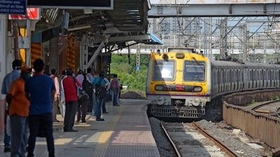 Fully vaccinated citizens can travel by local train from August 15. (HT PHOTO) (HT_PRINT) Fully vaccinated citizens can travel by local train from August 15. (HT PHOTO) (HT_PRINT)