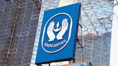 A mere 10% stake in LIC is estimated to be worth at least  ₹1 lakh crore, which will make it one of the most valuable companies in India, Mint reported earlier. (Ramesh Pathania/Mint)