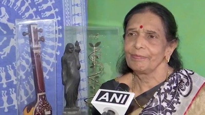 Media reports of Pushpa Pagdhare facing penury have been doing the rounds. Media reports of Pushpa Pagdhare facing penury have been doing the rounds.
