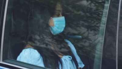 Nysa Devgn accompanied her mother Kajol to Bhuj screening. (Varinder Chawla) Nysa Devgn accompanied her mother Kajol to Bhuj screening. (Varinder Chawla)