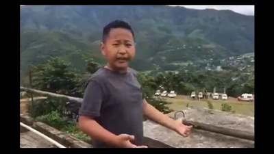 The image shows the boy reporting about the new oxygen plant. (Twitter@NBirenSingh)