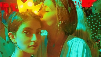 Navya Naveli Nanda once defended her mother Shweta Bachchan against a troll. Navya Naveli Nanda once defended her mother Shweta Bachchan against a troll.